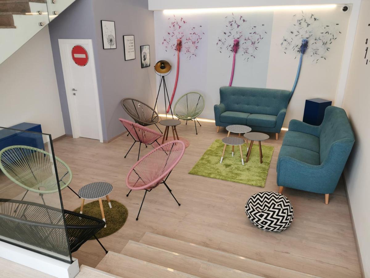 Dandelion Hostel Zadar Dış mekan fotoğraf